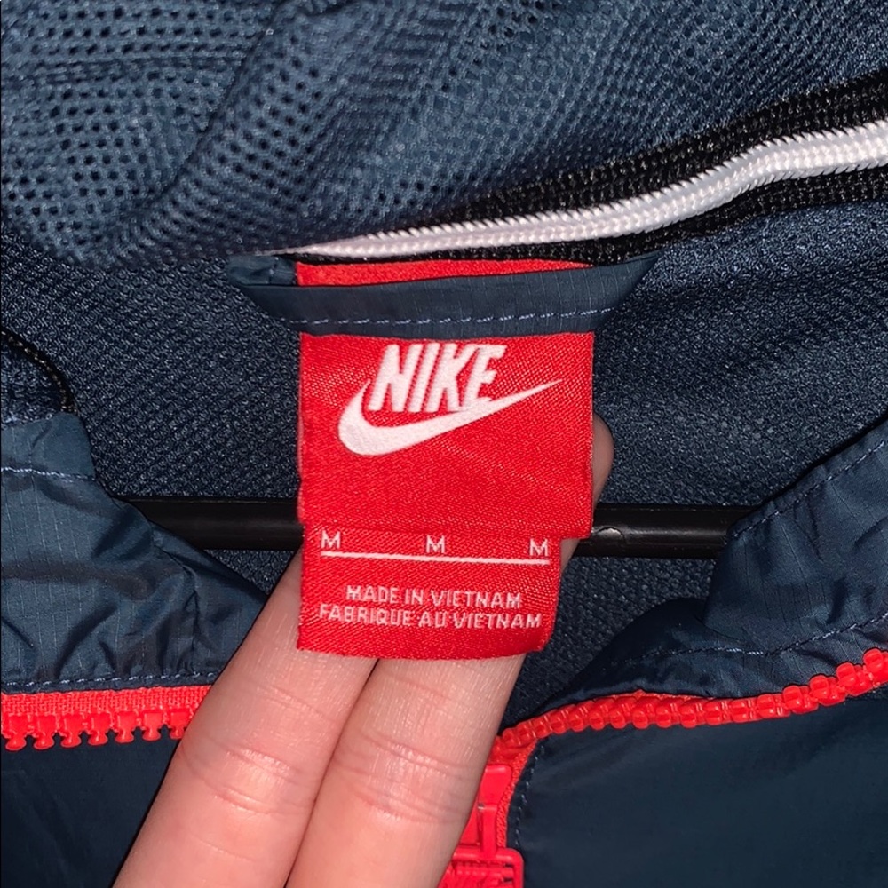 Nike Windbreaker Navy Blue and Gray Jacket - Picture 3 of 3
